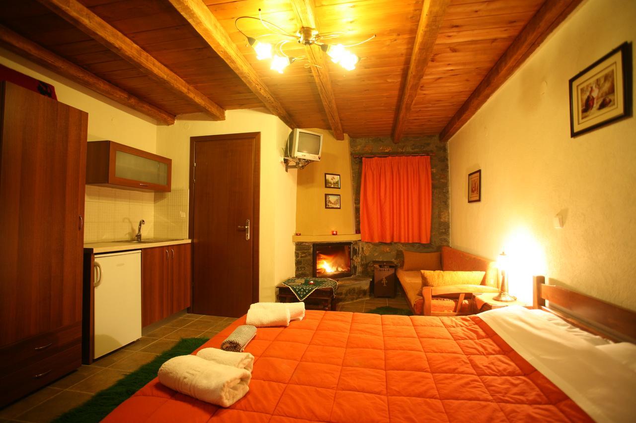 Eleni'S Guesthouse Agios Athanasios  Ngoại thất bức ảnh